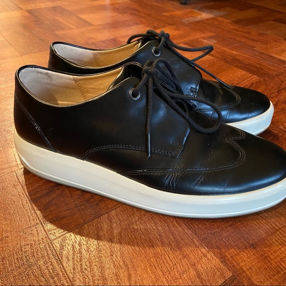 Ecco Wingtip Oxford Sneakers - Picture 2 of 6